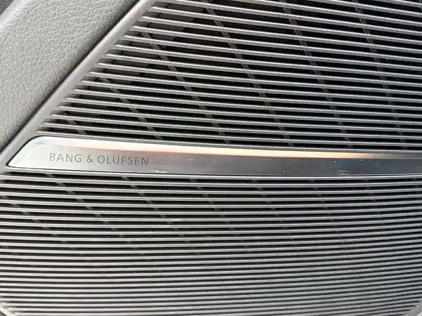 Audi Q8 2024