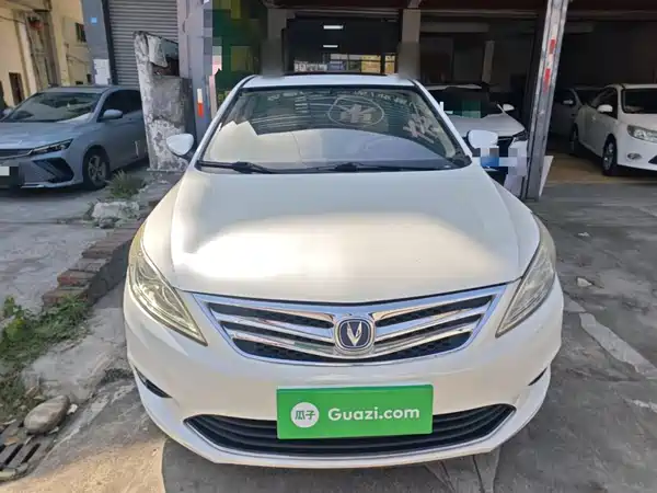 Changan Eado 2015