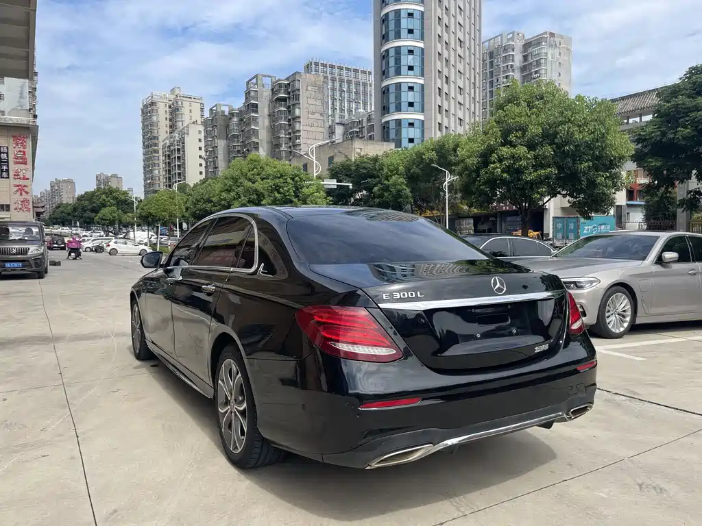 Mercedes-Benz E-Class 2020