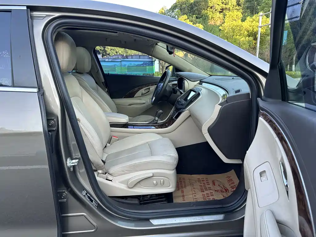 Buick LaCrosse 2013 — фото 19