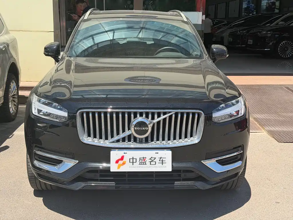 Volvo XC90 2023 — фото 17