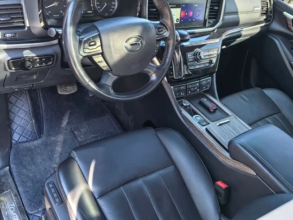 GAC Motor Trumpchi M8 2020 — фото 10