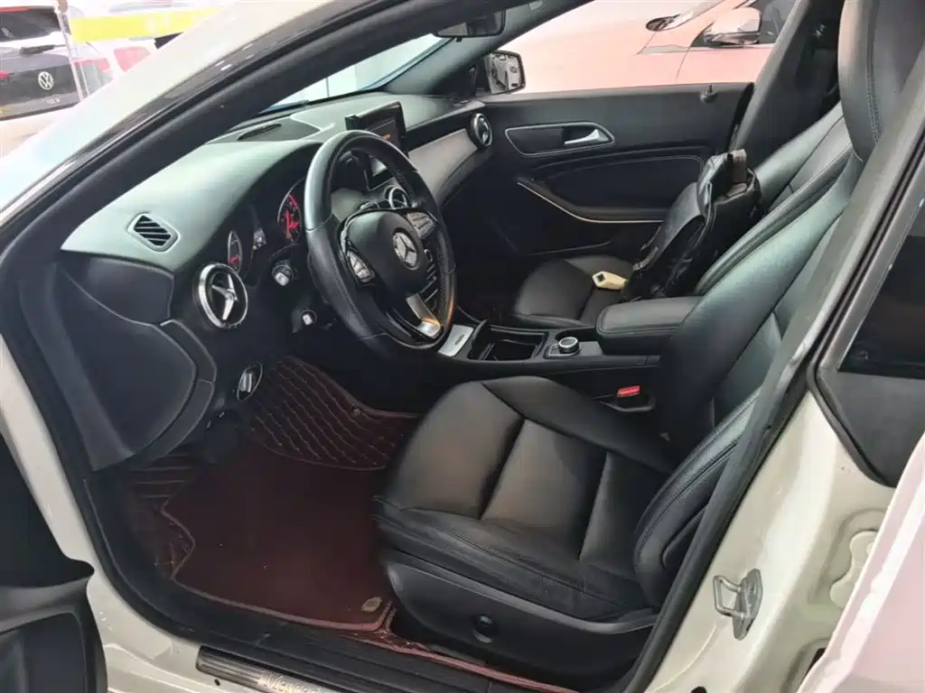 Mercedes-Benz CLA 2016 — фото 15