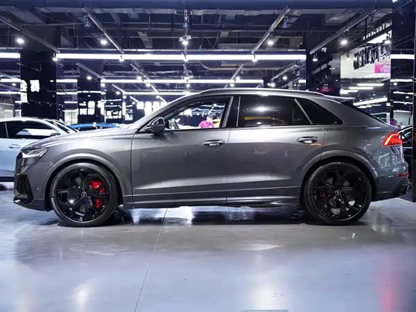 Audi RS Q8 2021