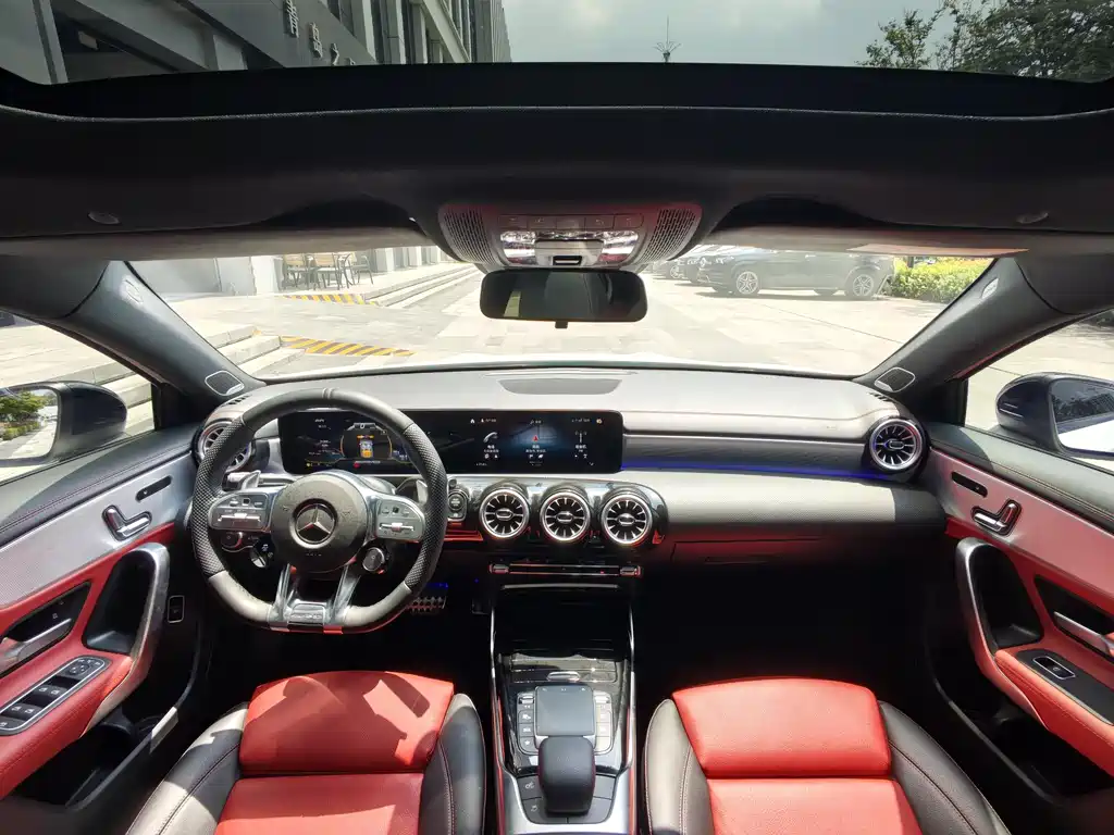 Mercedes-Benz A-Class AMG 2023 — фото 19
