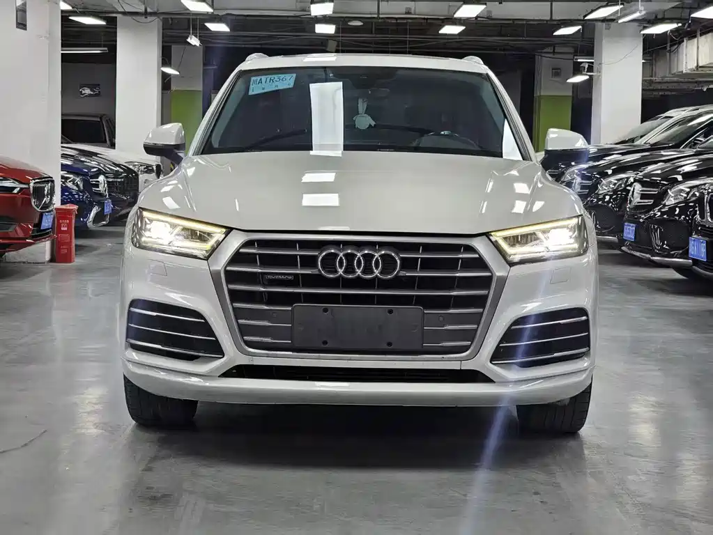 Audi Q5L 2019 — фото 2