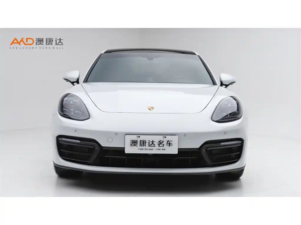 Porsche Panamera 2024