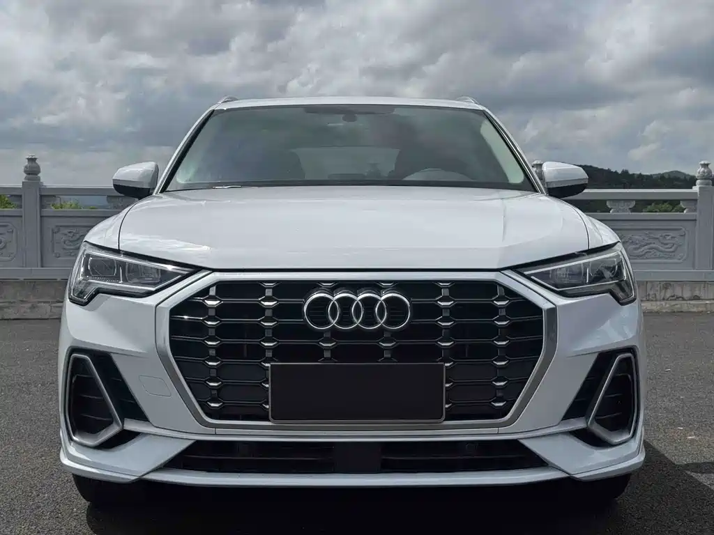 Audi Q3 2021