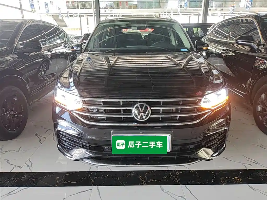 Volkswagen Tiguan L 2022 — фото 3