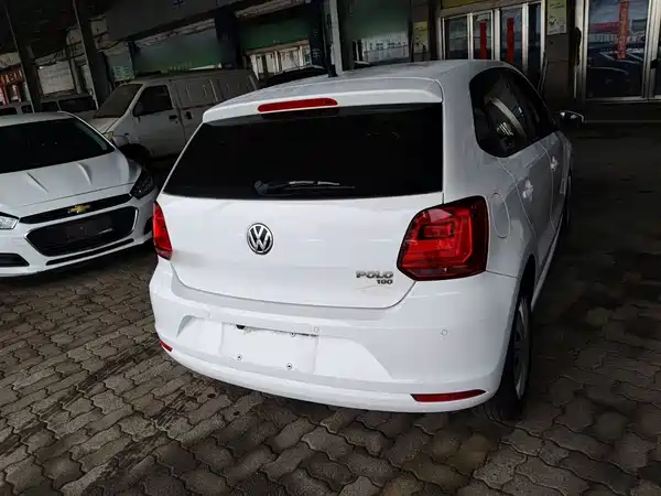 Volkswagen Polo 2016