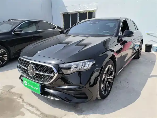 Mercedes-Benz E-Class 2024