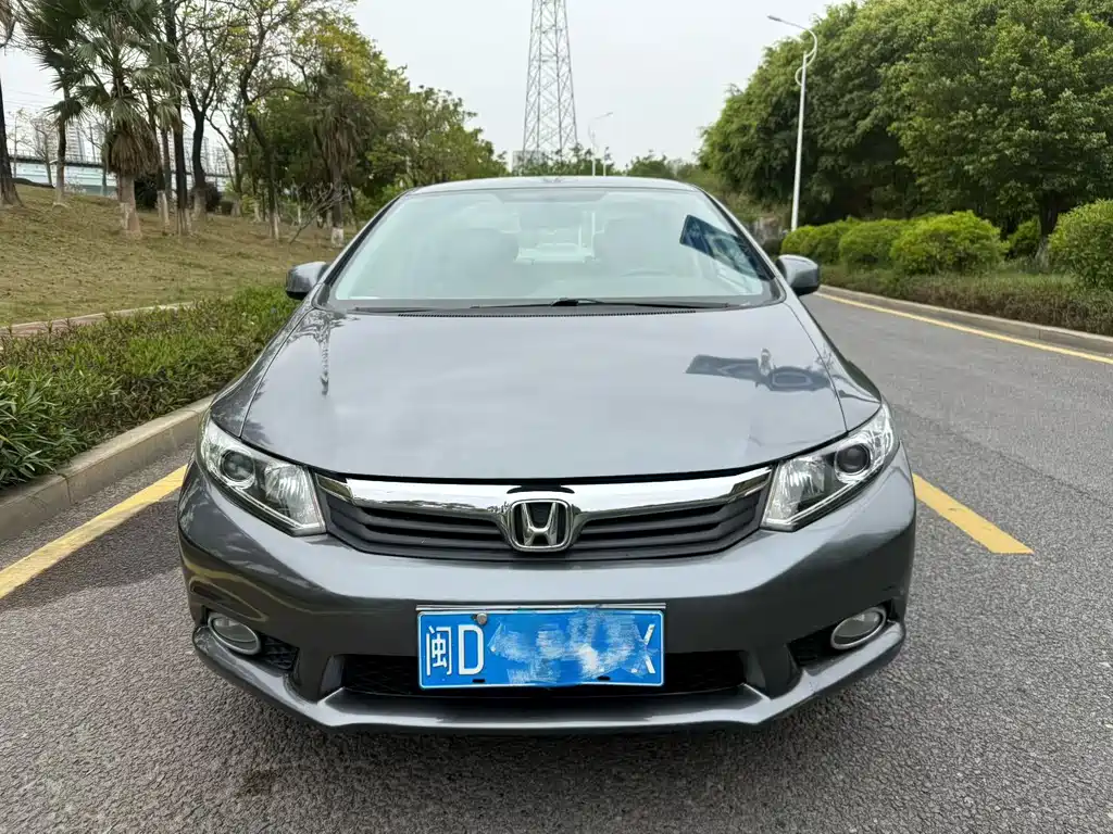 Honda Civic 2014 — фото 2
