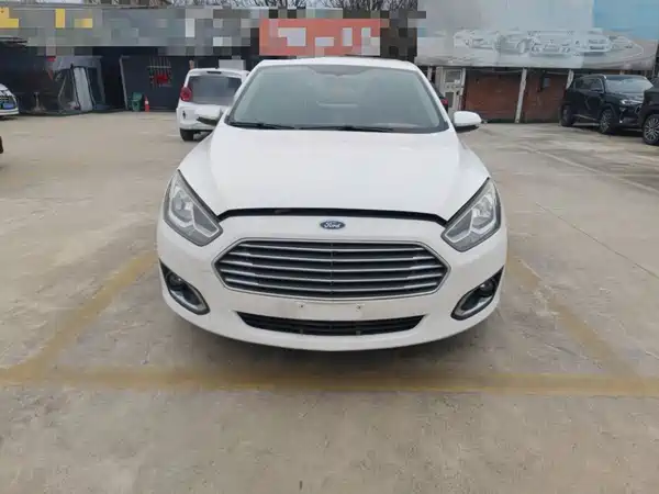 Ford Escort 2016