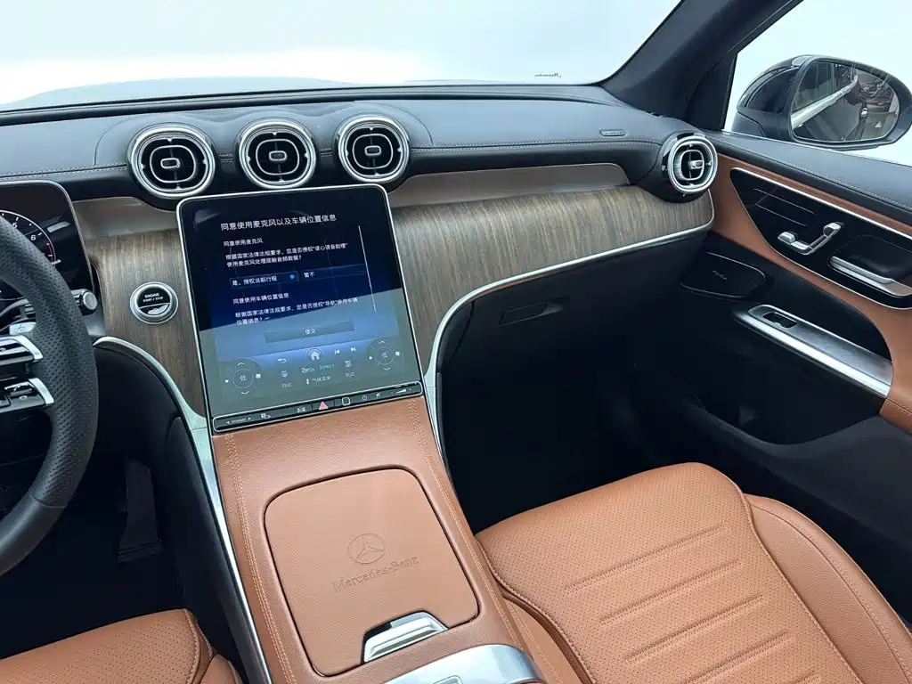 Mercedes-Benz GLC 2025 — фото 15
