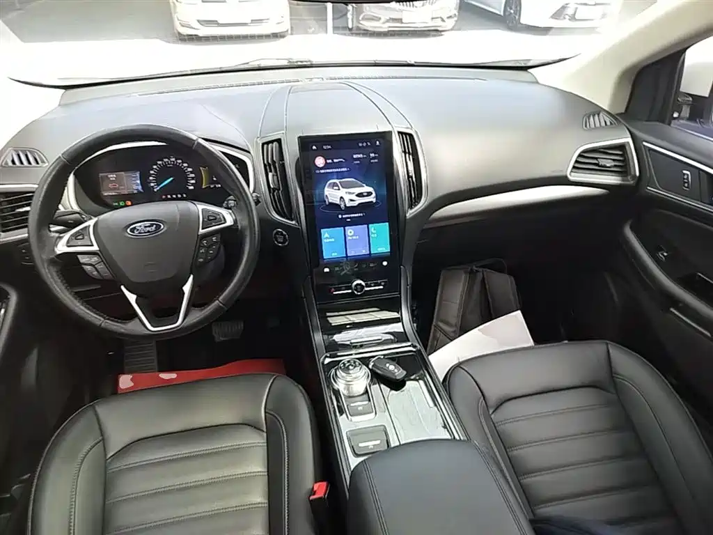 Ford Edge 2021 — фото 10