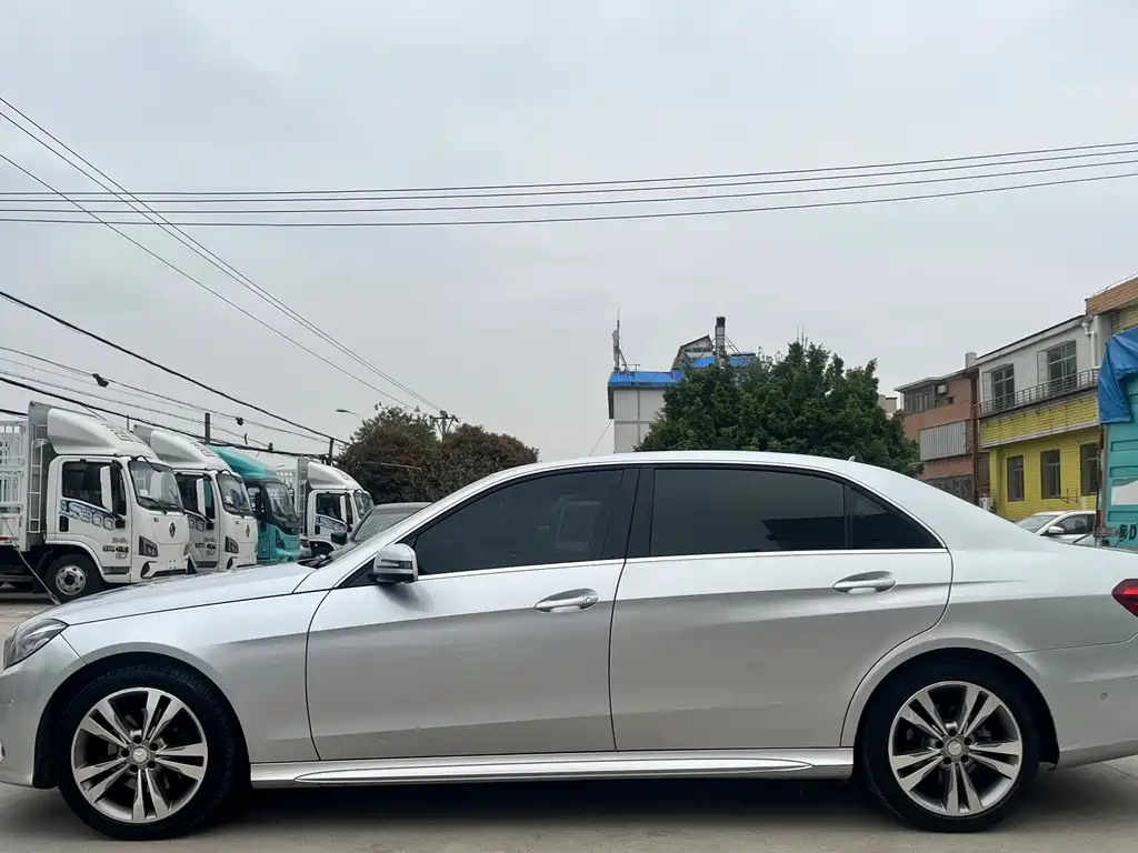 Mercedes-Benz E-Class 2014 — фото 10