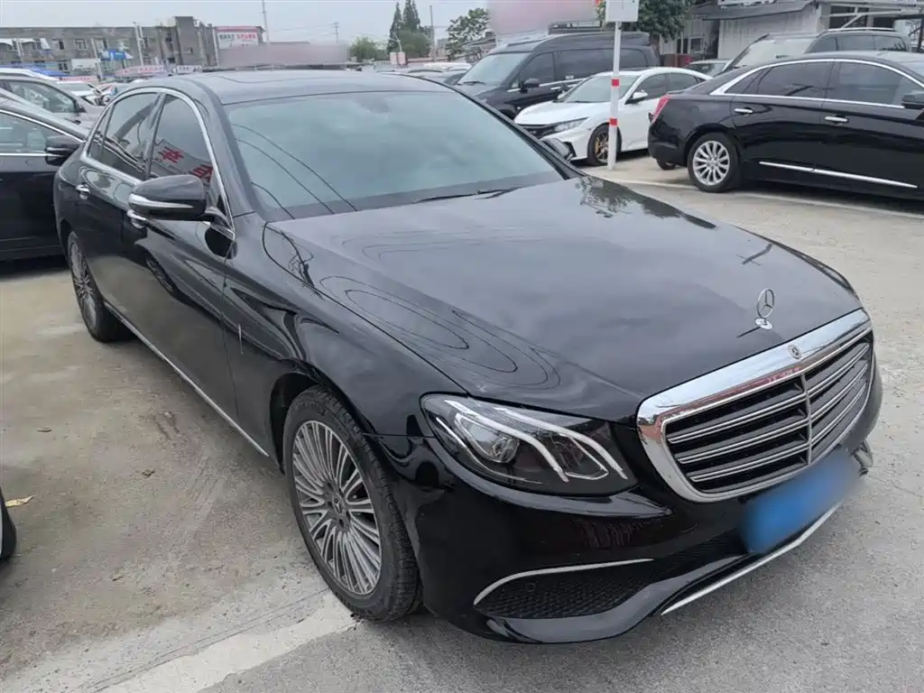 Mercedes-Benz E-Class 2018 — фото 4