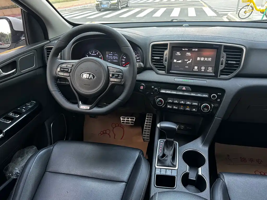 Kia KX5 2016 — фото 9
