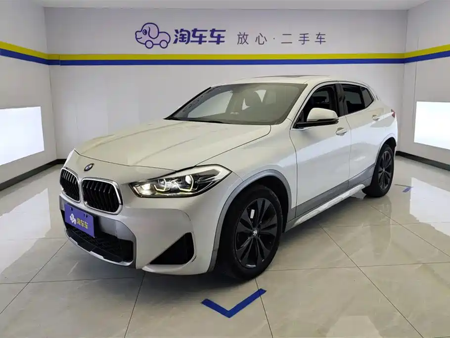 BMW X2 2021 — фото 1