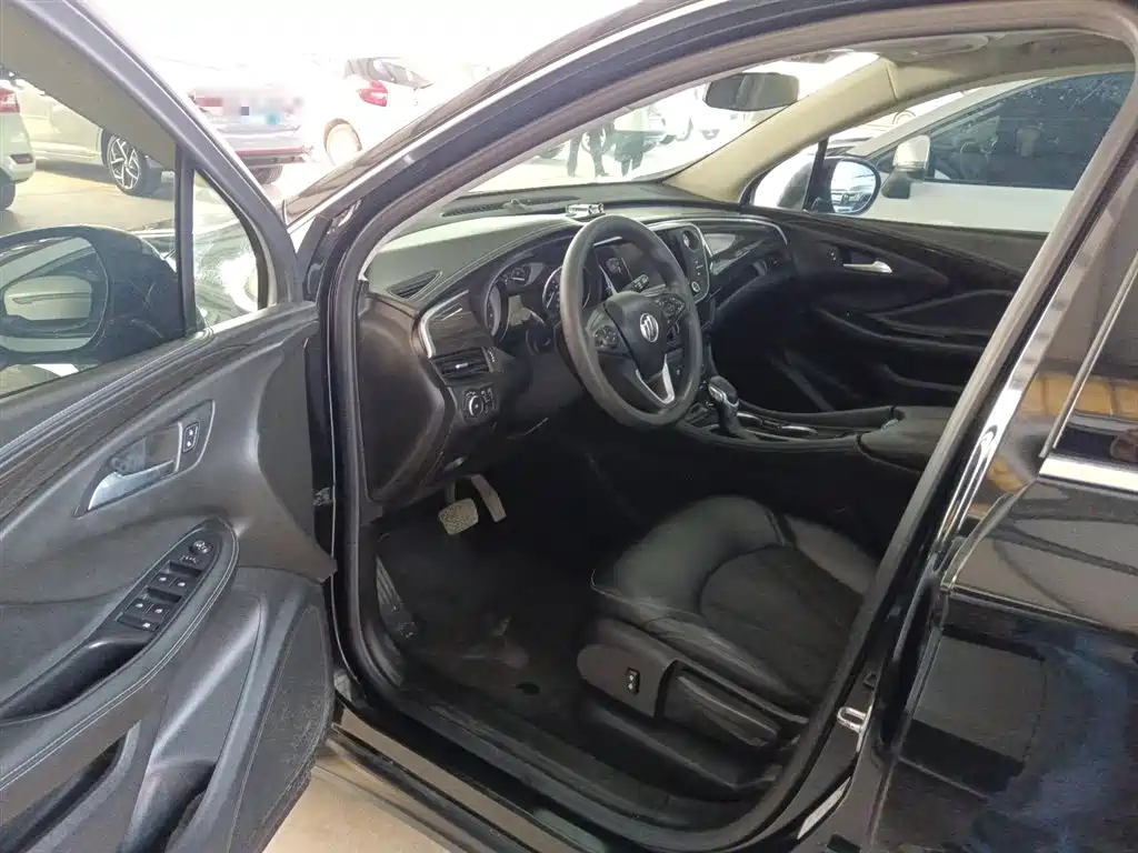 Buick Envision Plus 2020 — фото 12
