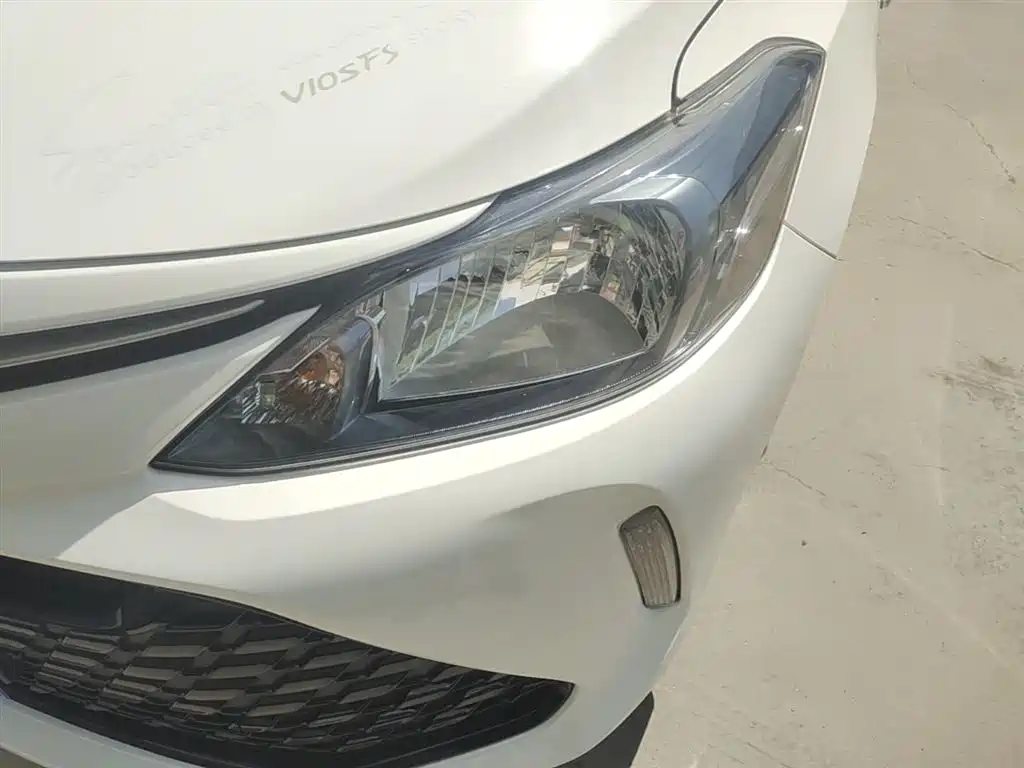 Toyota Vios FS 2017 — фото 24