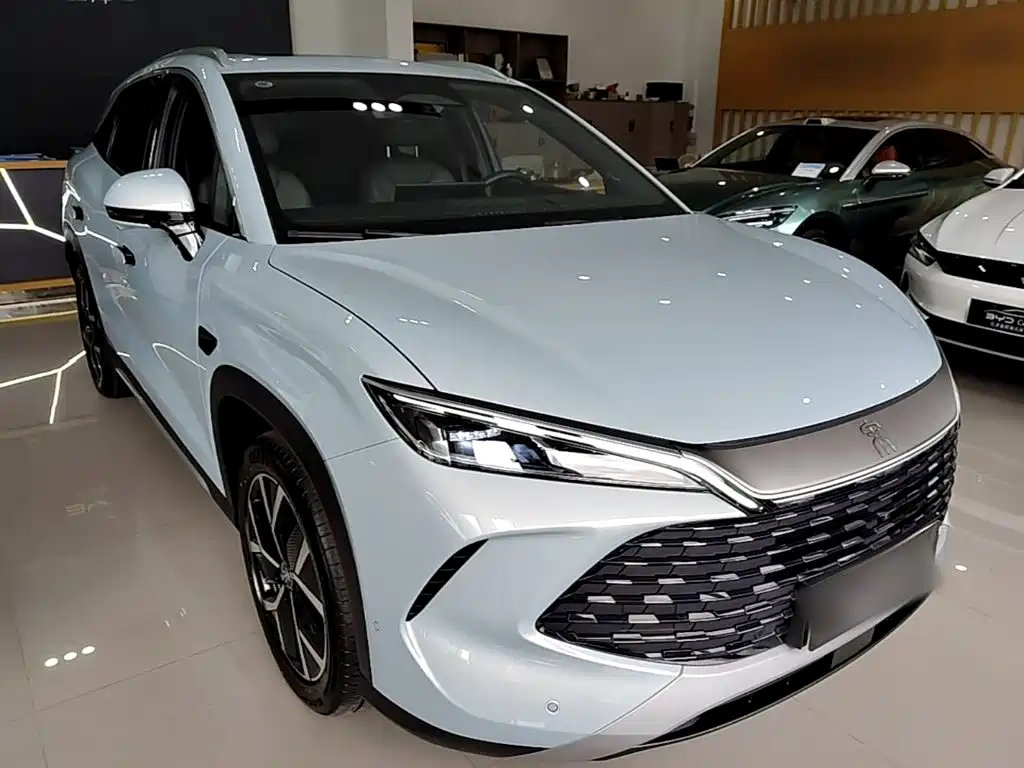 BYD Song L DM-i 2025 — фото 4
