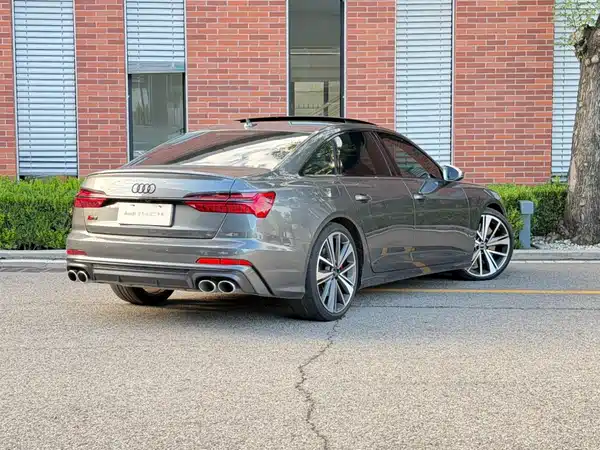 Audi S6 2023