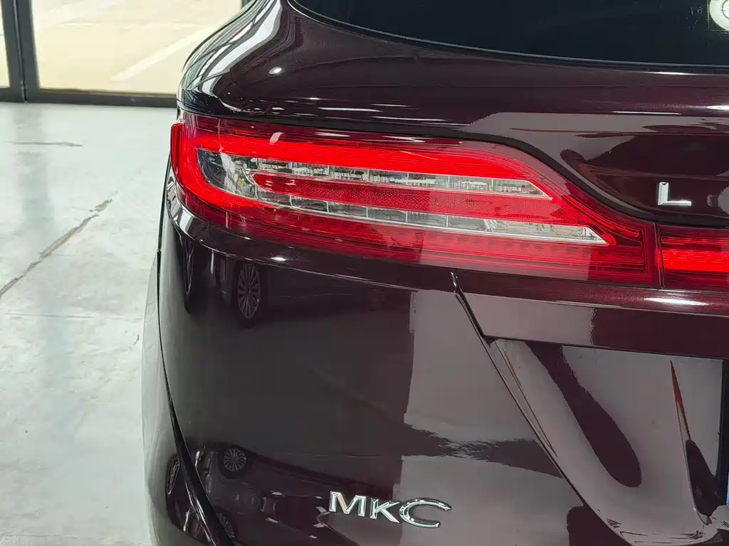 Lincoln MKC 2015 — фото 17