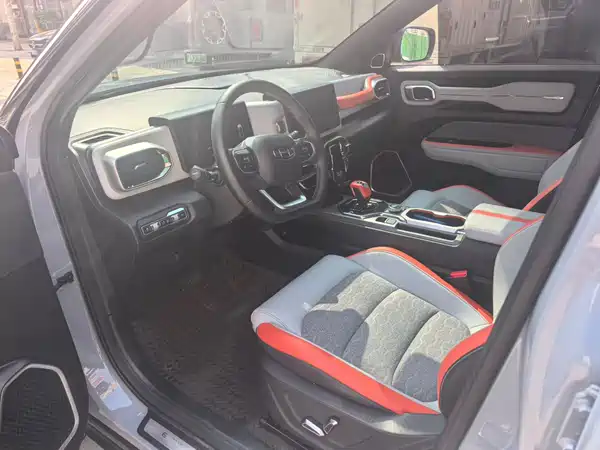 Geely ICON 2021