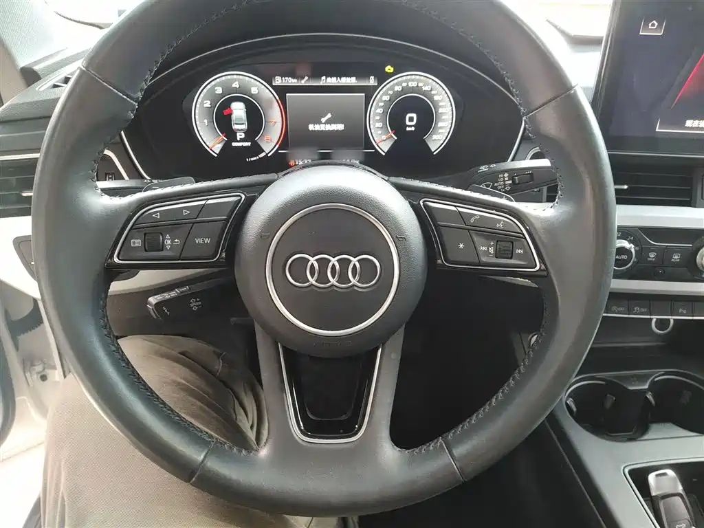Audi A4L 2021 — фото 11