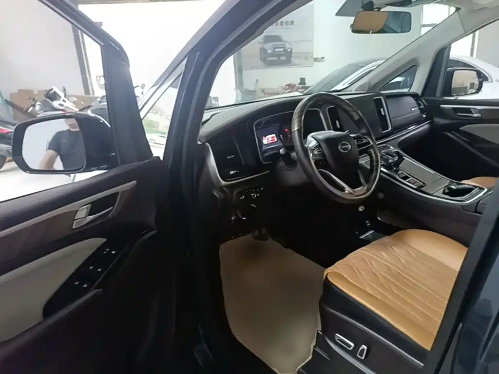 GAC Trumpchi M8 2026 — фото 16