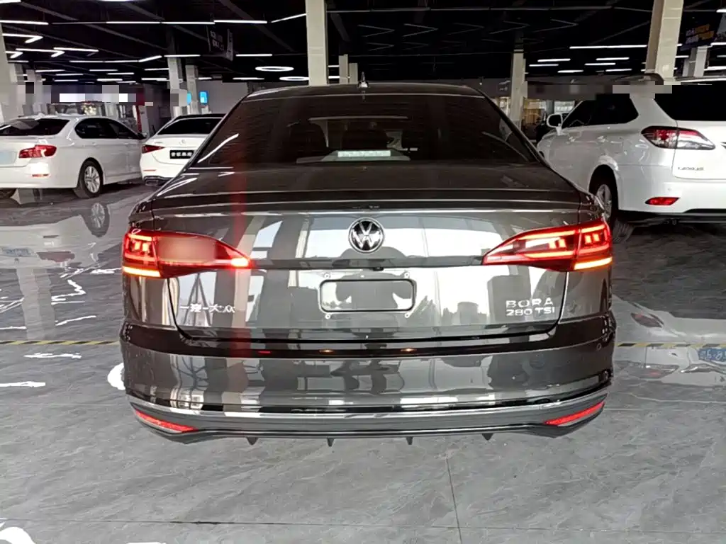 Volkswagen Bora 2023