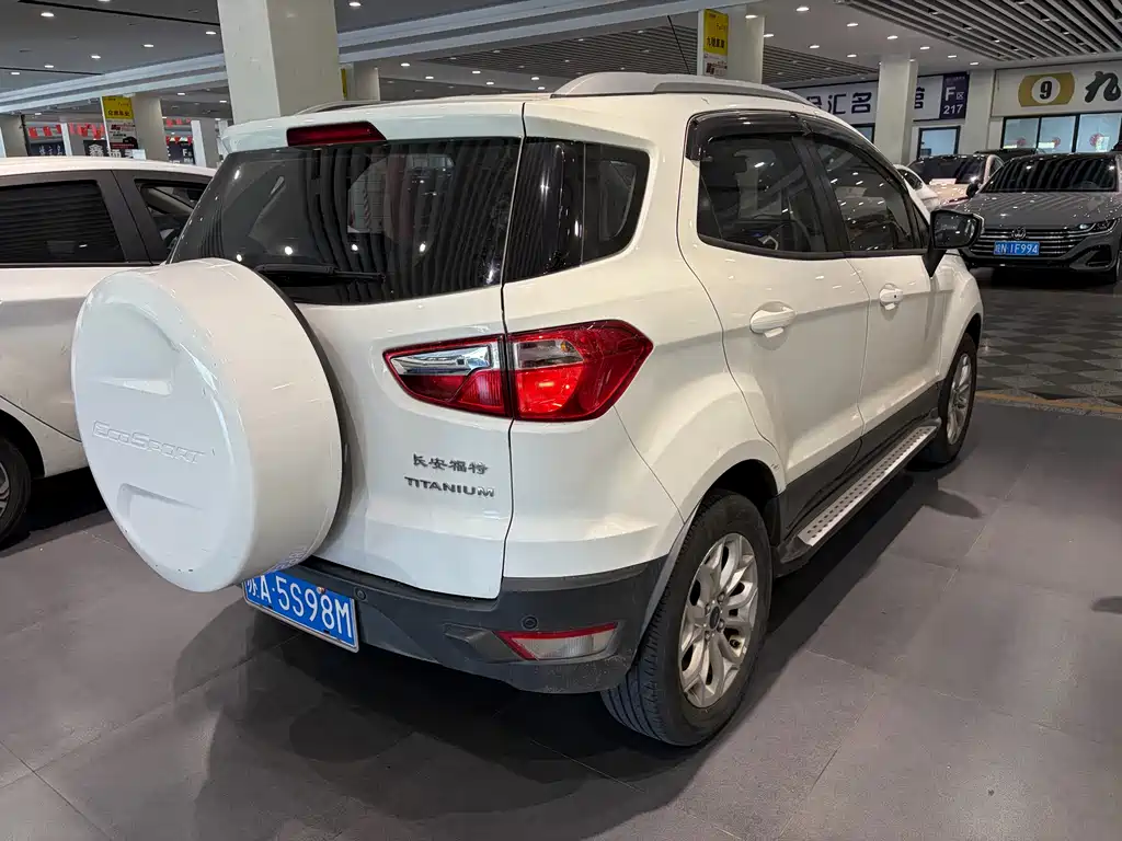 Ford Ecosport 2014 — фото 5