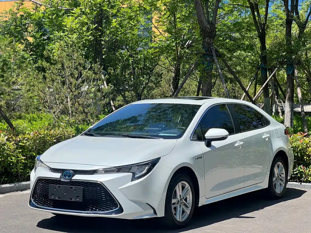Toyota Levin 2021 — фото 1