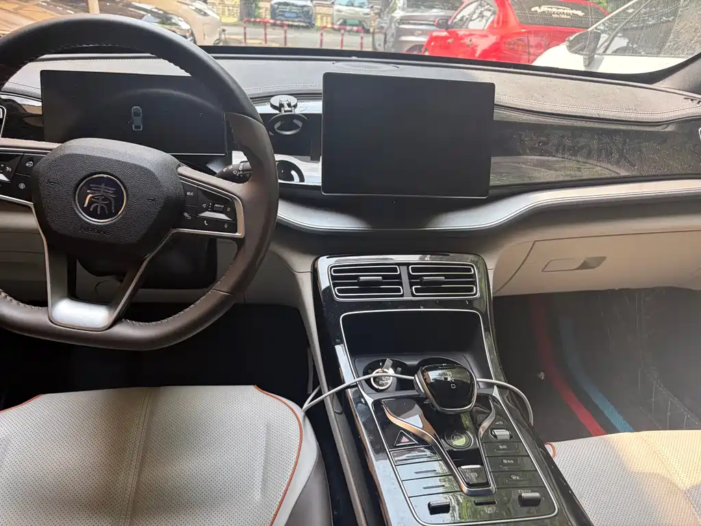 BYD Qin PLUS 2023 — фото 6