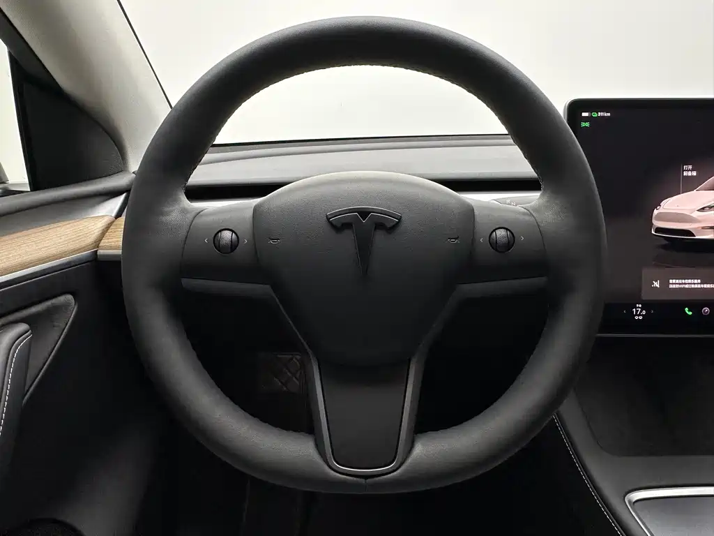 Tesla Model Y 2022 — фото 19