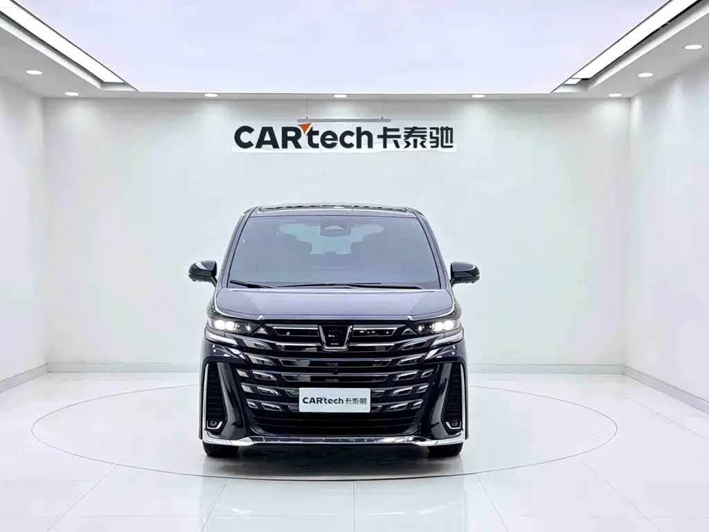 Toyota Vellfire 2025