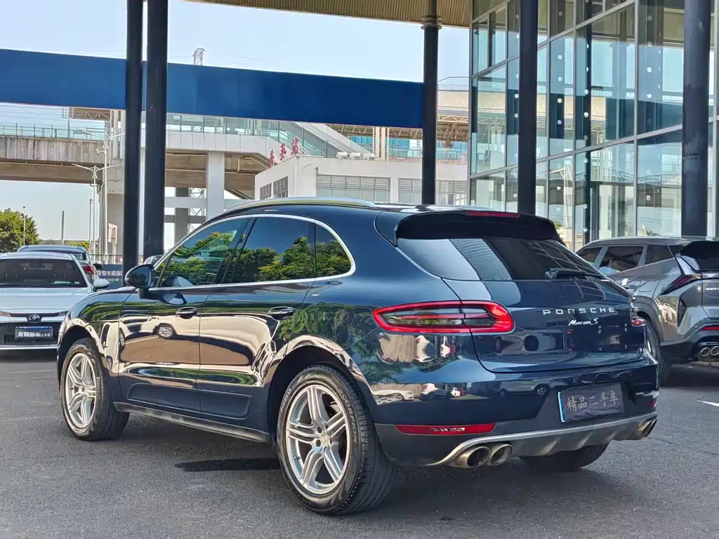 Porsche Macan 2017 — фото 7