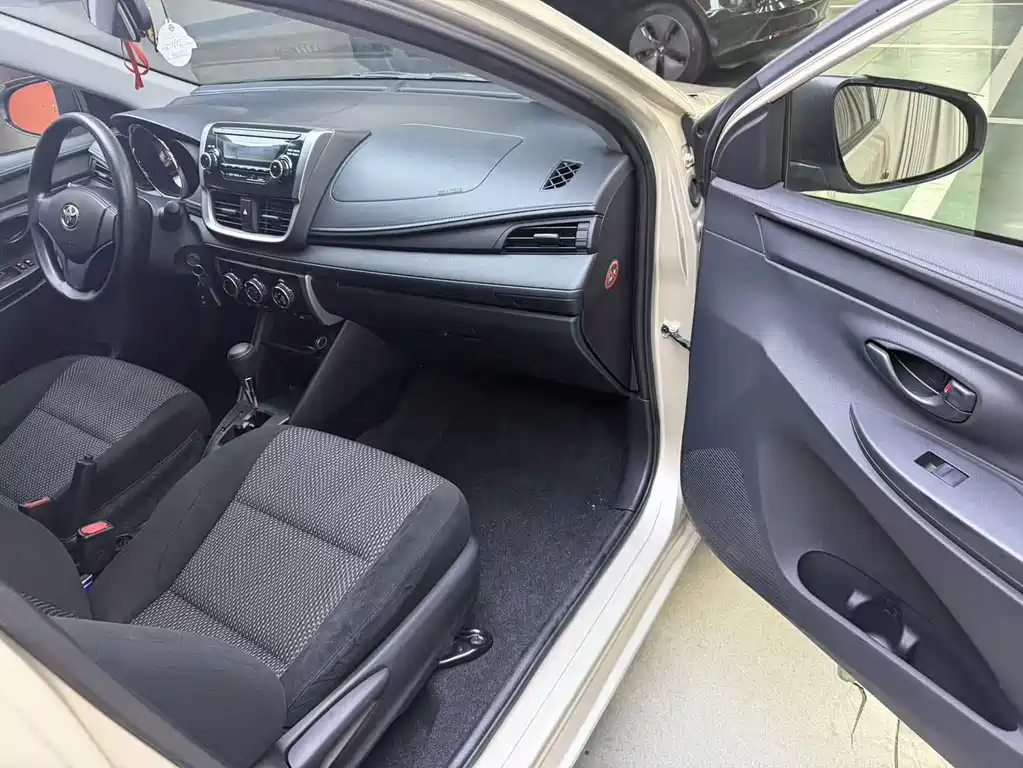 Toyota Vios 2017 — фото 14