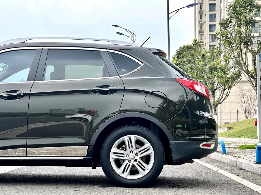 GAC Motor Trumpchi GS5 2014 — фото 15