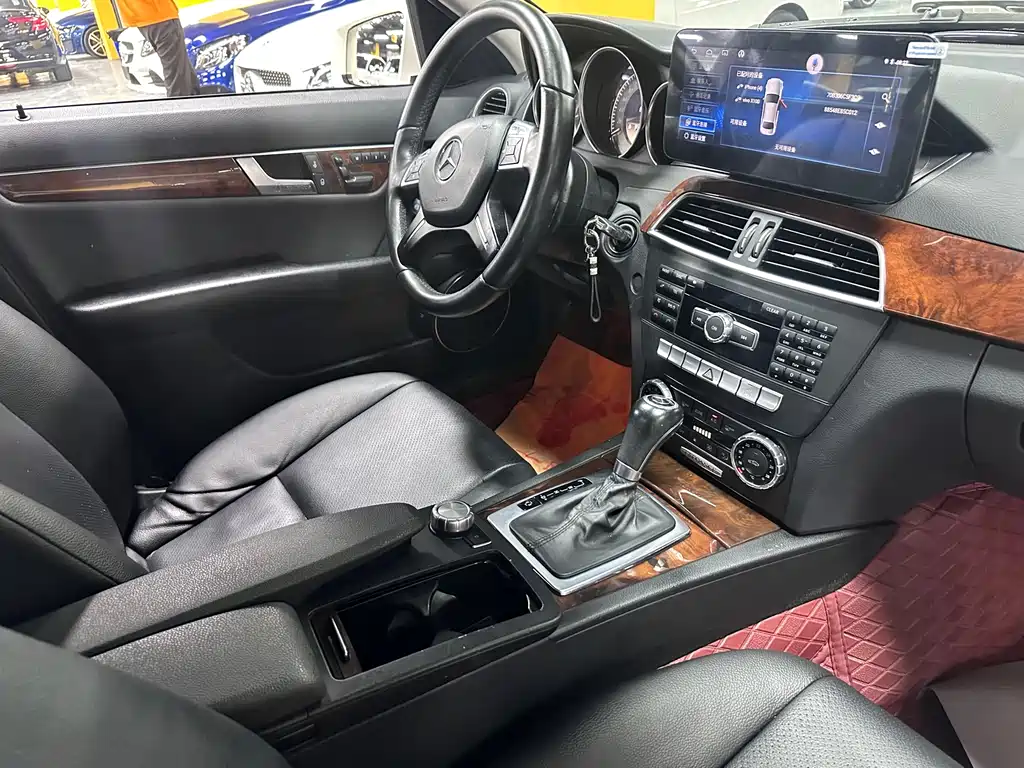 Mercedes-Benz C-Class 2012