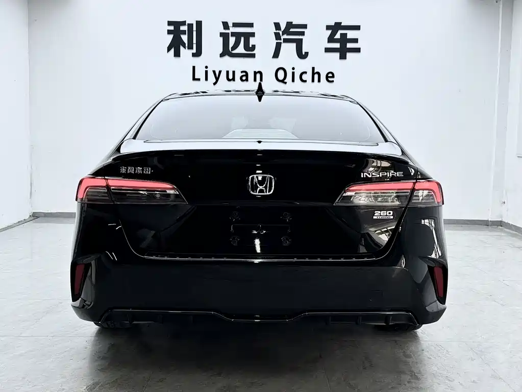 Honda Inspire 2024 — фото 15