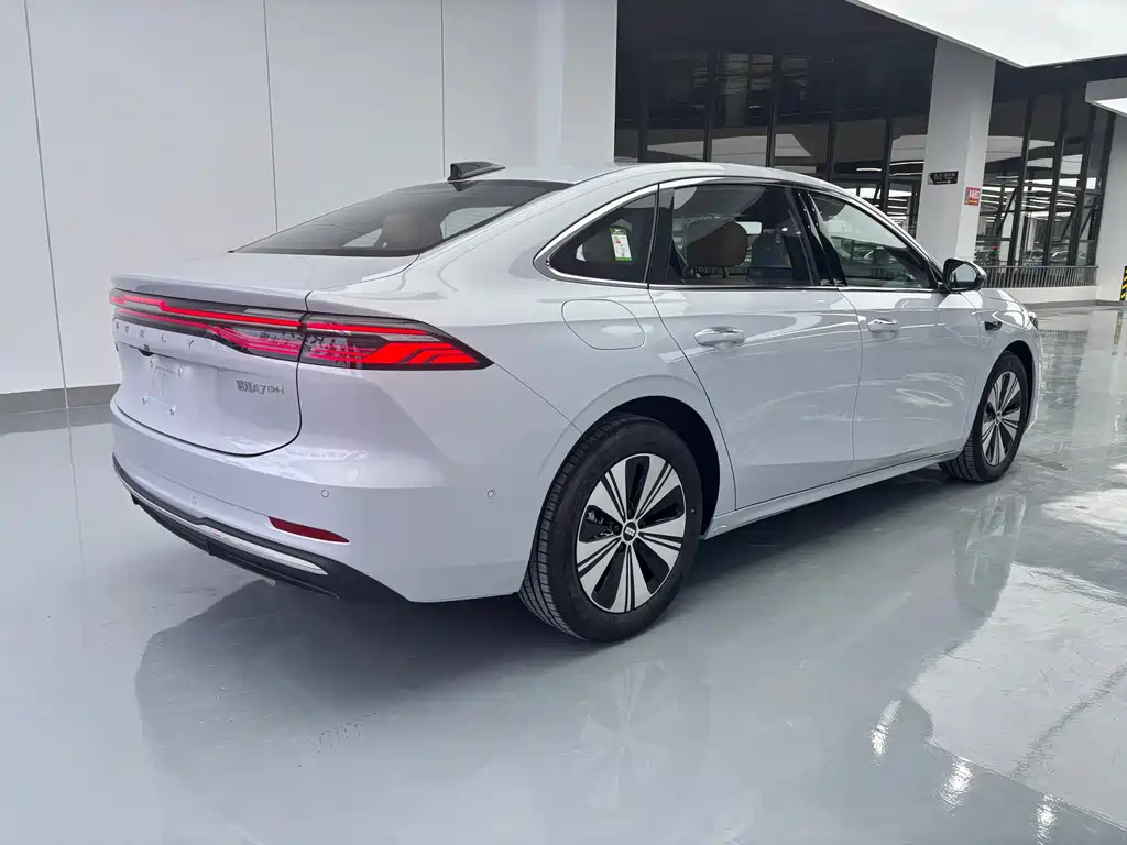 Geely Galaxy A7 EM 2026 — фото 16