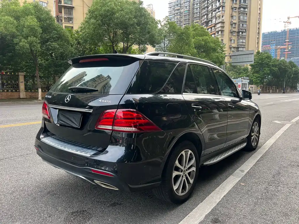 Mercedes-Benz GLE 2018 — фото 12