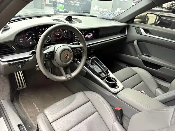 Porsche 911 2022