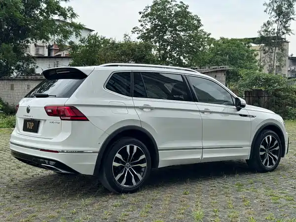 Volkswagen Tiguan L 2021