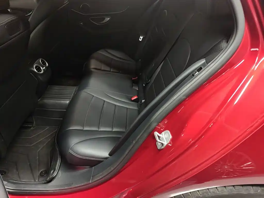 Mercedes-Benz C-Class 2017 — фото 17