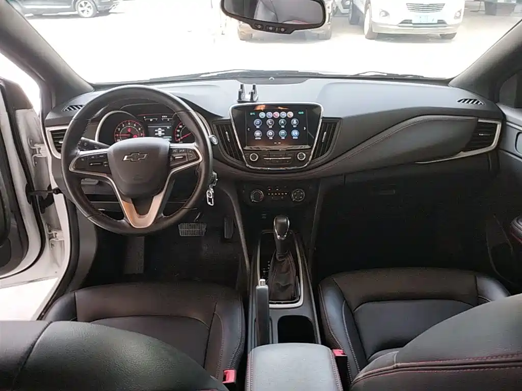 Chevrolet Monza 2020 — фото 10