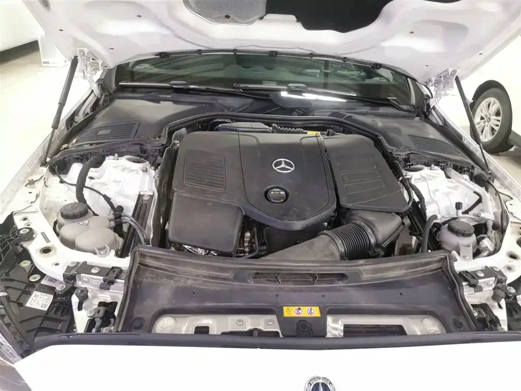 Mercedes-Benz C-Class 2023 — фото 20
