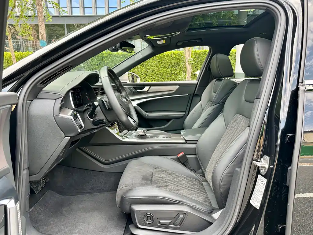 Audi A6L 2020
